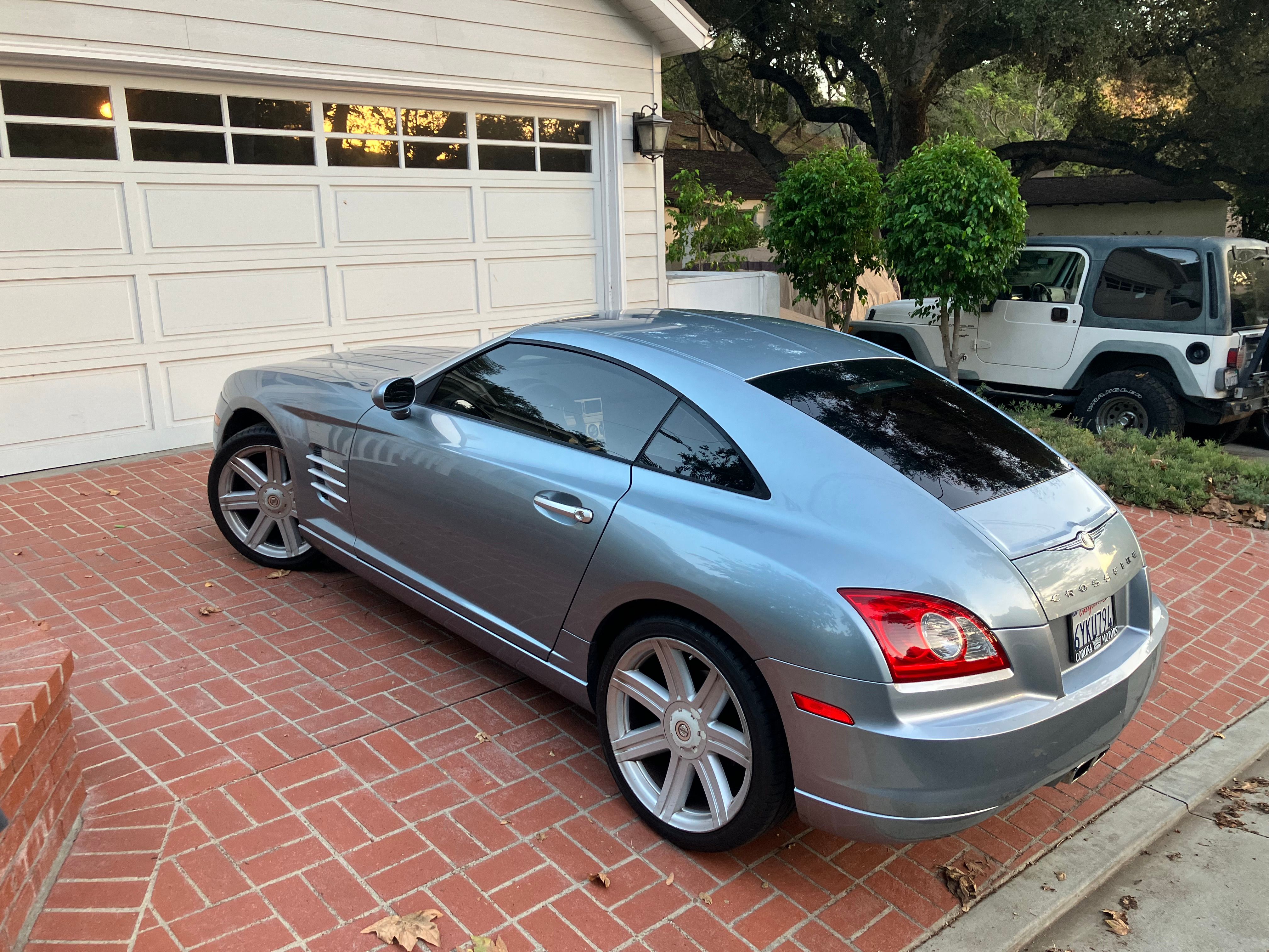 Used 2005 Chrysler Crossfire Limited RWD image 9