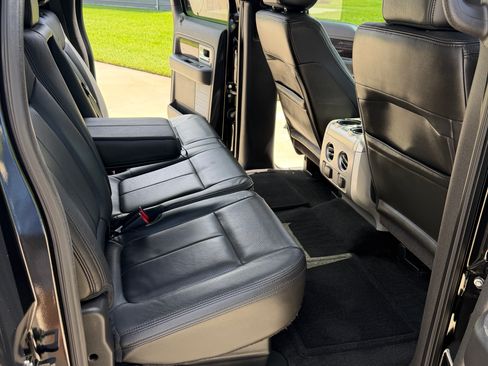 Used 2014 Ford F150 Platinum RWD image 22