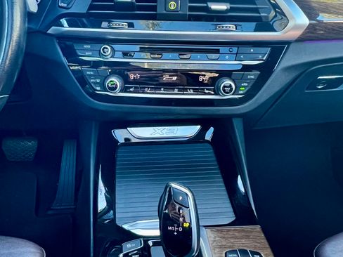 Used 2019 BMW X3 xDrive30i w/ Driving Assistance Package image 9