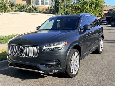 Used 2016 Volvo XC90 T6 Inscription AWD/4WD image 2