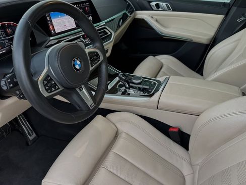 Used 2021 BMW X5 xDrive40i w/ M Sport Package image 12