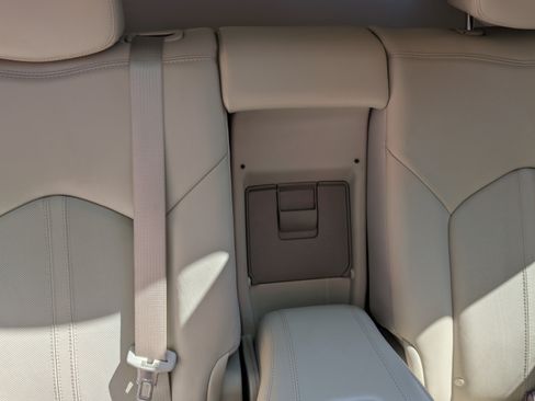 Used 2016 Cadillac SRX Luxury w/ Driver Awareness Package image 8