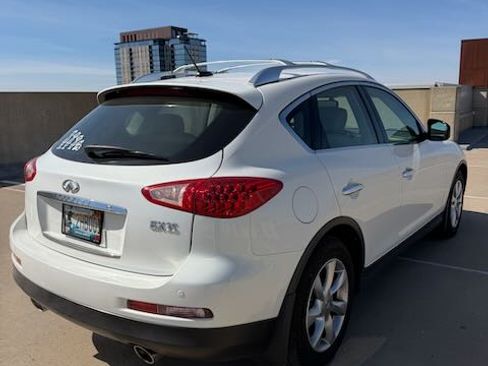 Used 2008 INFINITI EX35 Journey w/ Navigation Pkg image 4