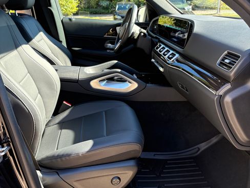 Used 2022 Mercedes-Benz GLE 450 450 4MATIC Sport Utility 4D image 8