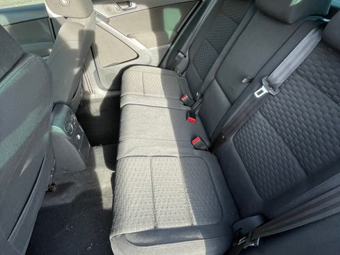 Used 2009 Volkswagen Tiguan SEL image 12