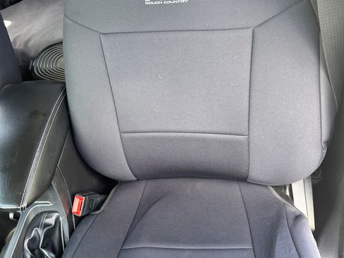 Used 2019 Ford Ranger Lariat w/ Equipment Group 501A Mid image 18