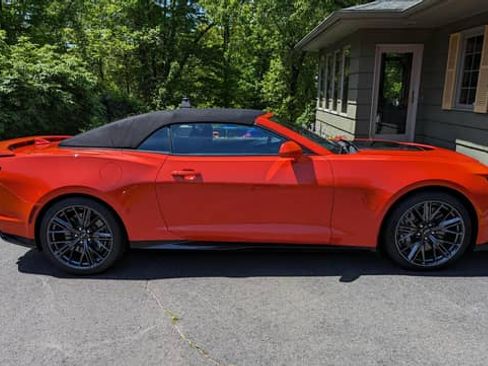 Used 2021 Chevrolet Camaro ZL1 image 5