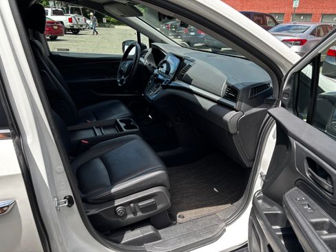 Used 2023 Honda Odyssey EX-L image 15
