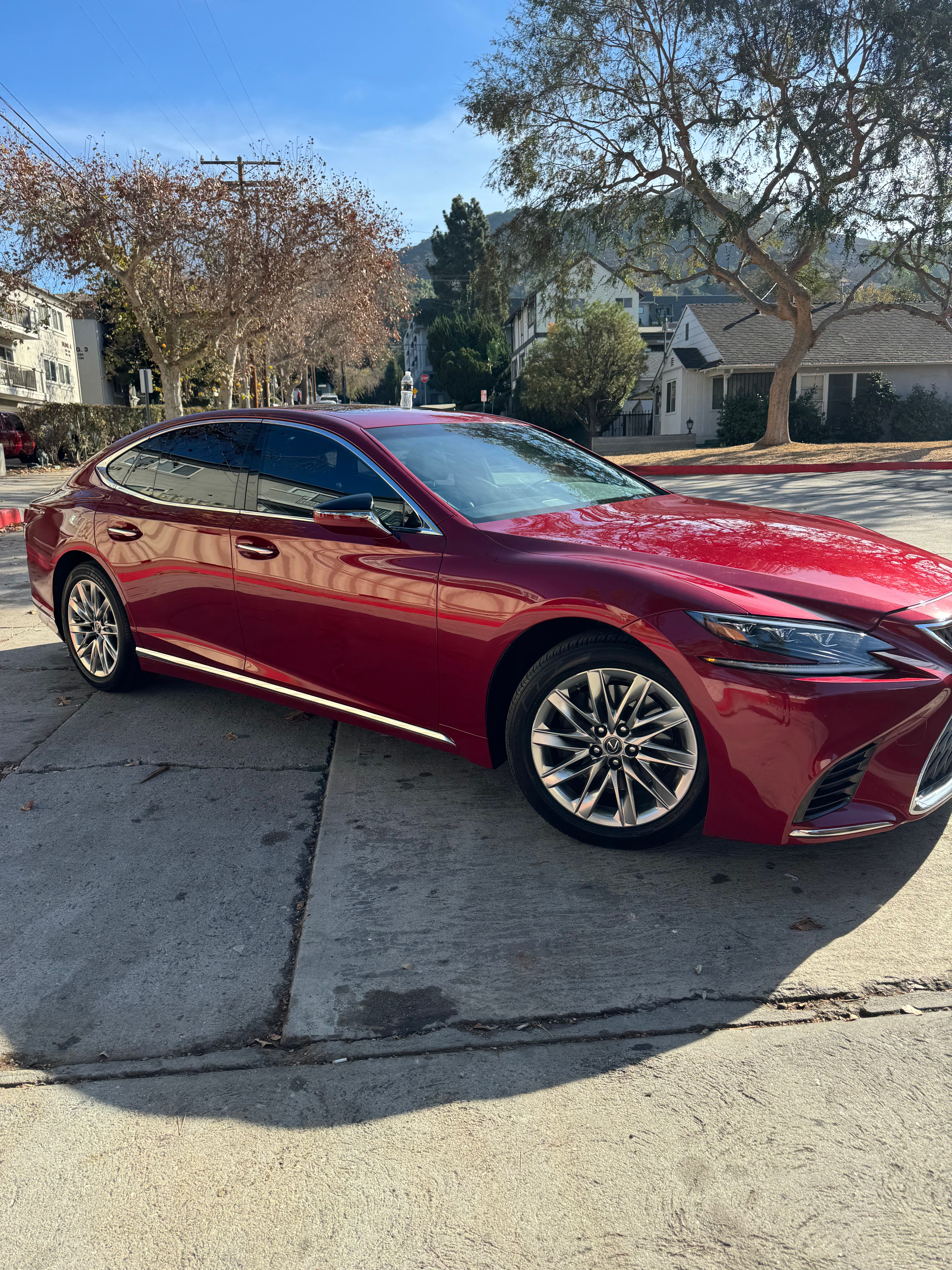 Used 2019 Lexus LS 500 RWD image 4