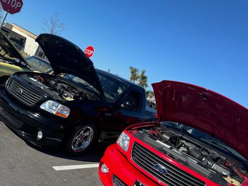 Used 2004 Ford F150 Lightning image 15