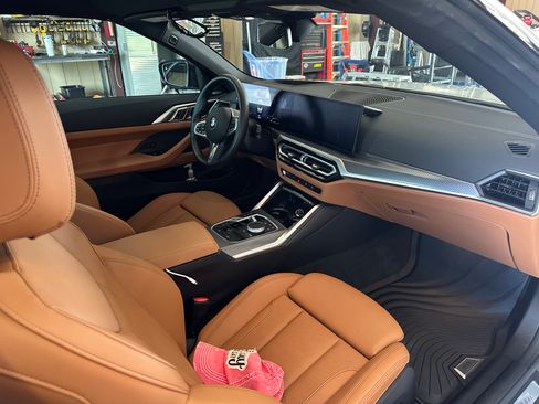Used 2024 BMW 440i xDrive Convertible w/ M Carbon Exterior Package AWD/4WD image 4