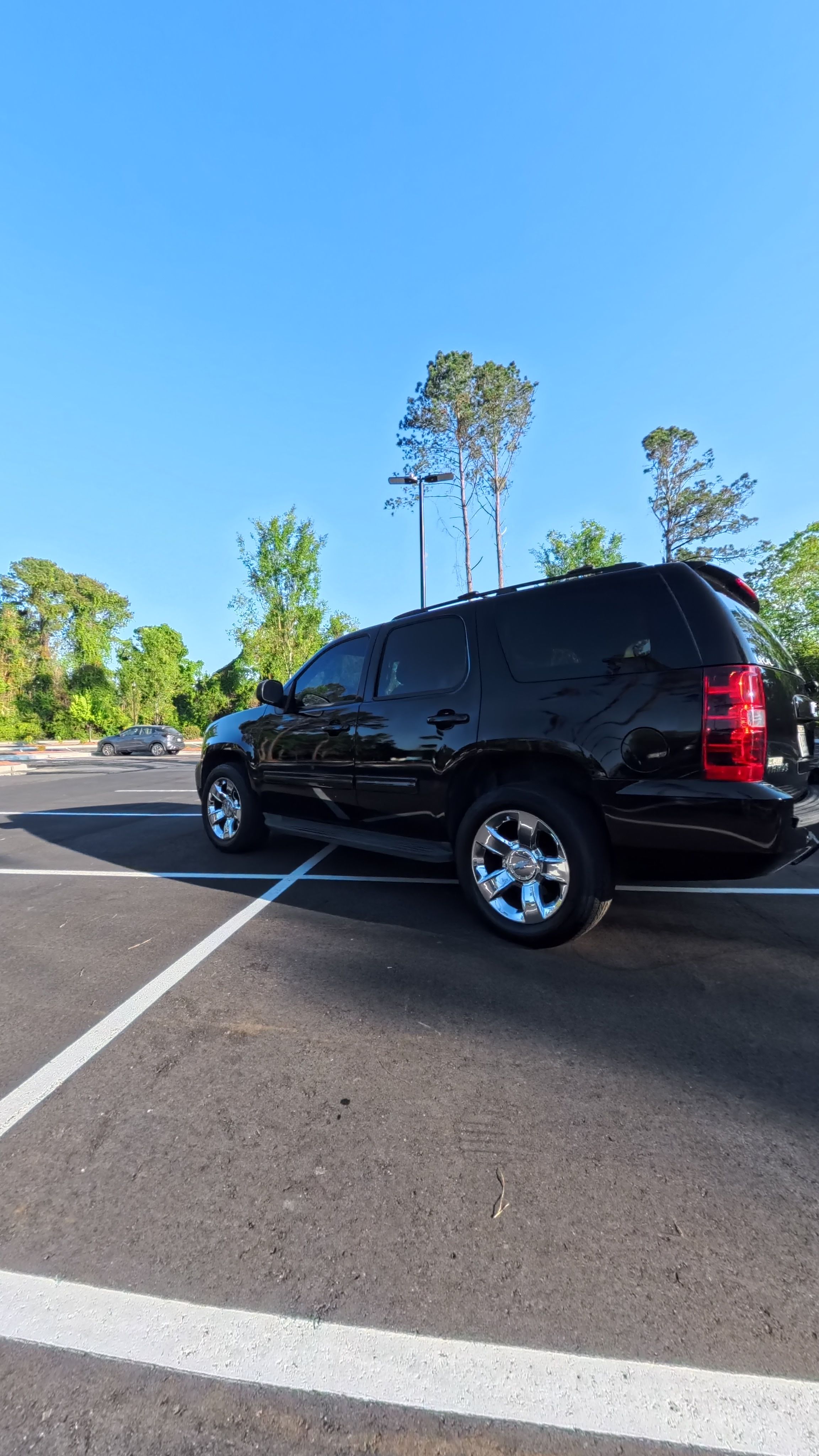 Used 2010 Chevrolet Tahoe LT RWD image 5