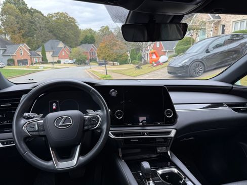 Used 2023 Lexus RX 350 350 Sport Utility 4D image 25