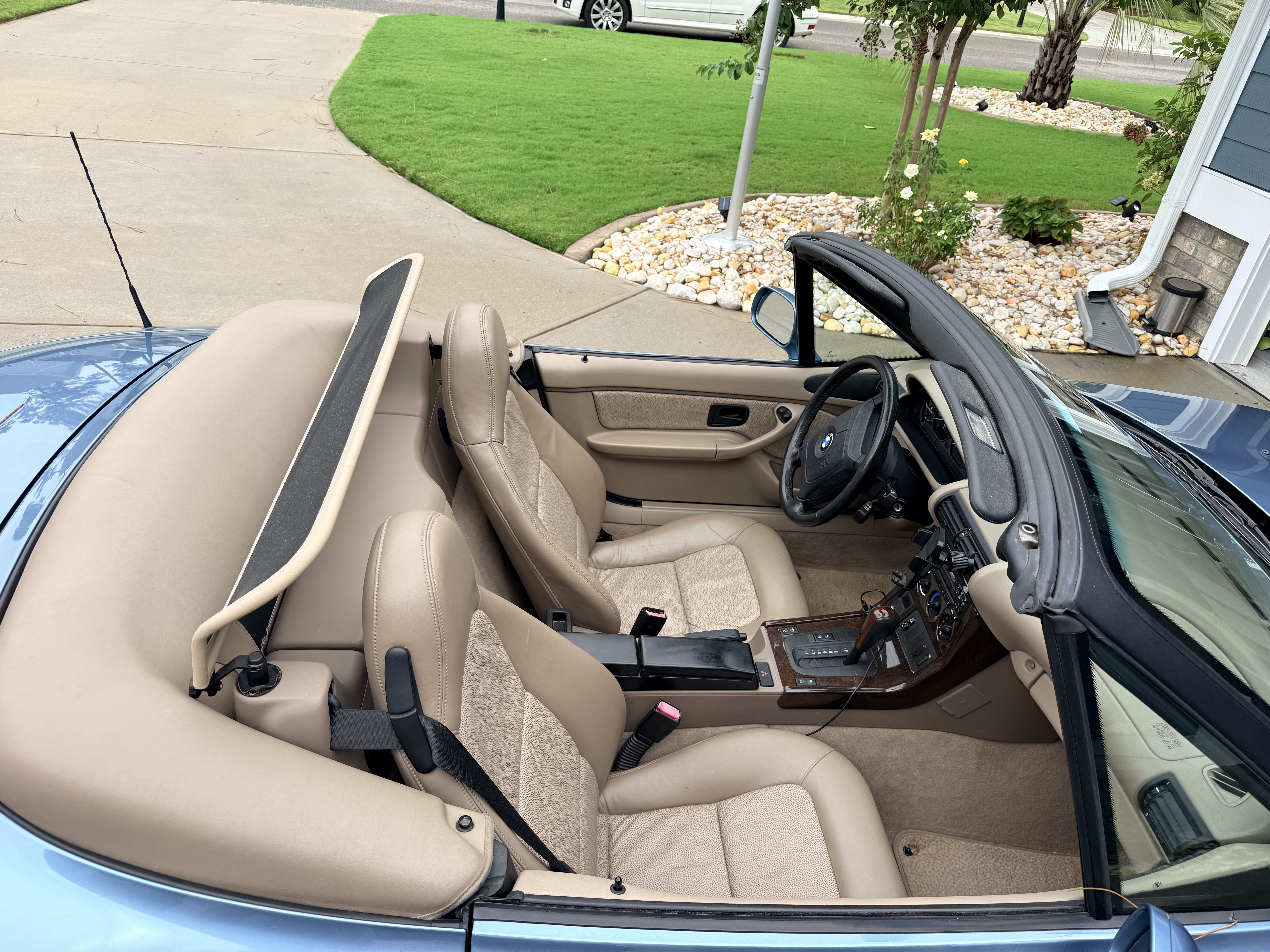 Used 1997 BMW Z3 2.8 RWD image 11