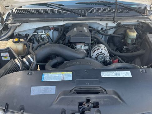 Used 2000 Chevrolet Silverado 1500 LS w/ Off-Road Chassis Pkg image 12