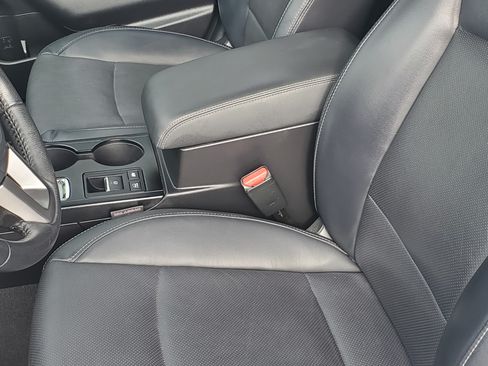 Used 2017 Subaru Outback 2.5i Limited image 20