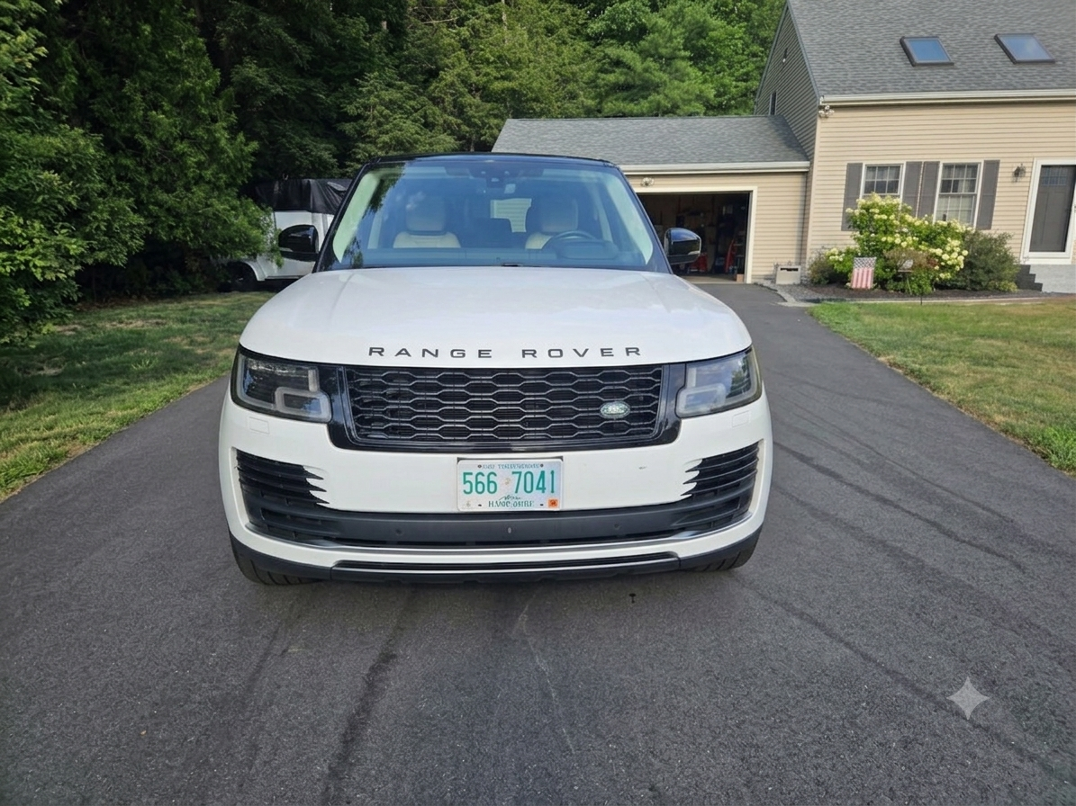 Used 2018 Land Rover Range Rover HSE AWD/4WD image 4