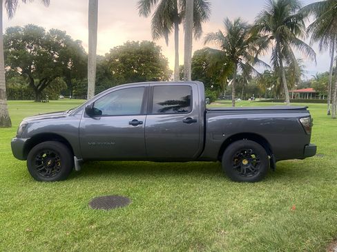 Used 2006 Nissan Titan XE w/ (W04) Preferred Pkg image 6