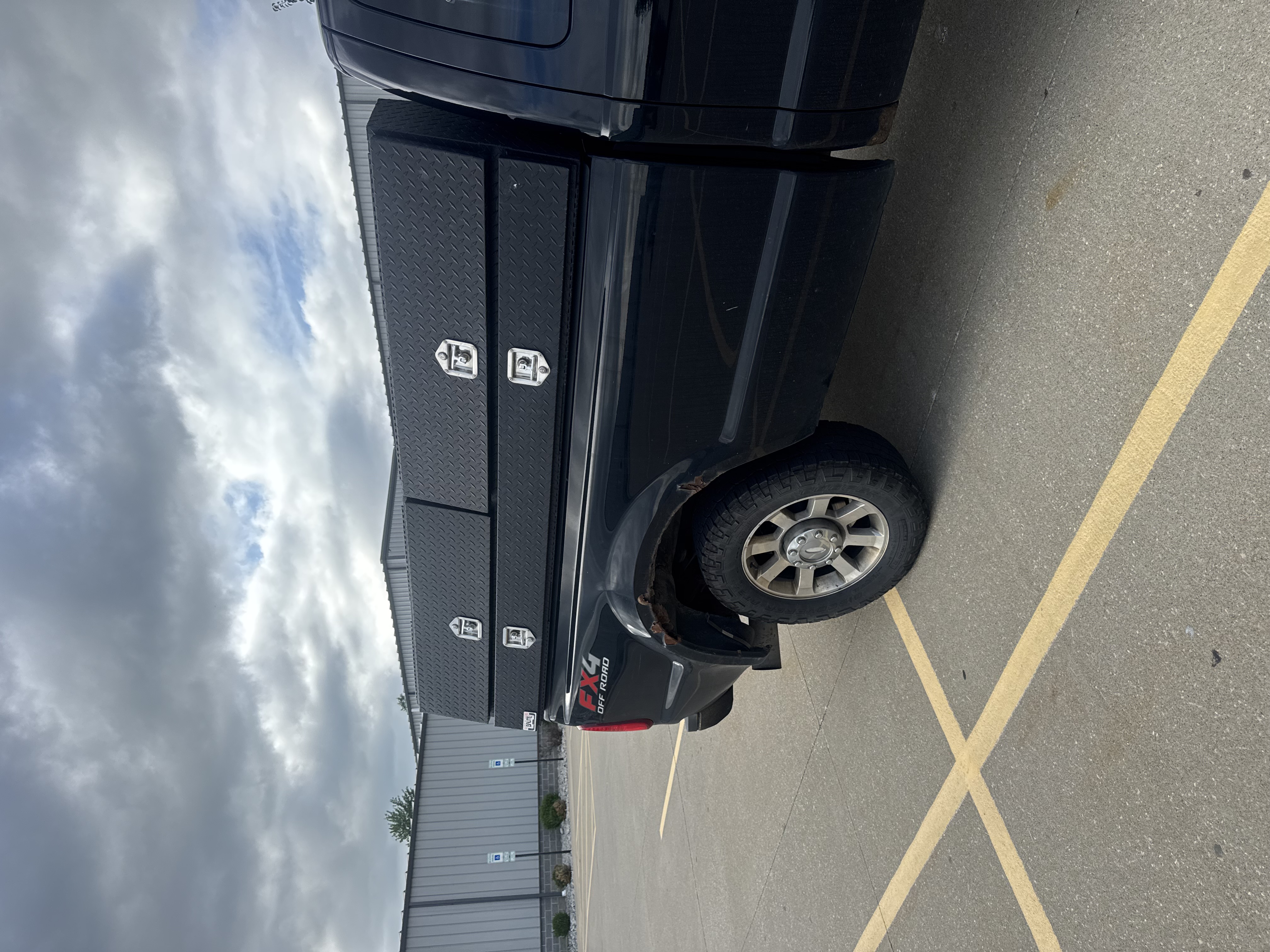 Used 2010 Ford F350 Lariat AWD/4WD image 6