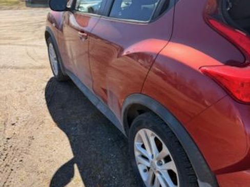 Used 2011 Nissan Juke SV image 6