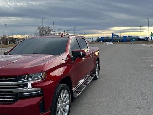 Used 2021 Chevrolet Silverado 1500 High Country w/ Technology Package image 8