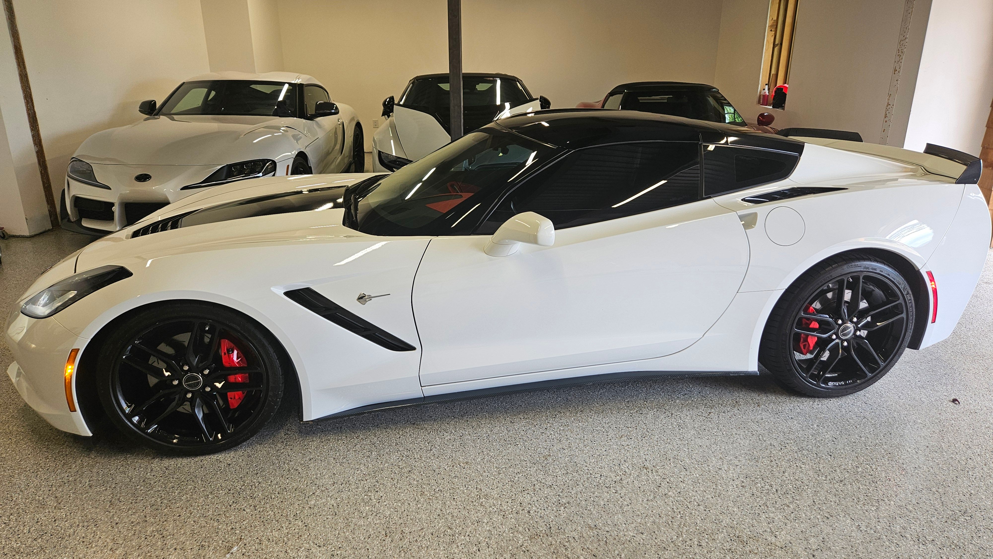 Used 2014 Chevrolet Corvette Stingray Coupe w/ 3LT Preferred Equipment Group RWD image 2