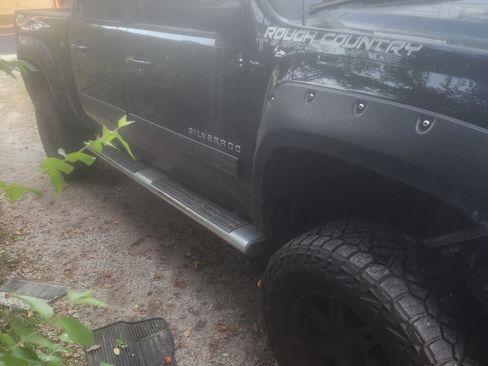 Used 2011 Chevrolet Silverado 1500 LTZ image 9