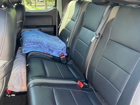 Used 2018 Ford F150 Raptor w/ Equipment Group 802A Luxury AWD/4WD image 10