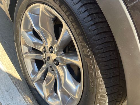 Used 2013 Ford Explorer Limited image 22