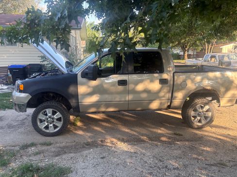 Used 2008 Ford F150 XLT image 4