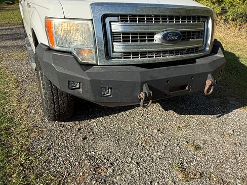 Used 2013 Ford F150 XLT w/ XLT Chrome Pkg image 8