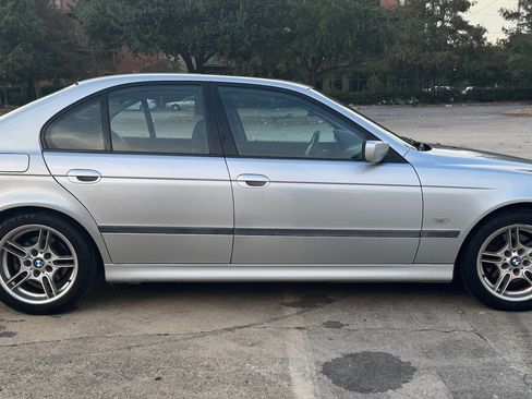 Used 2002 BMW 540i Sedan image 6