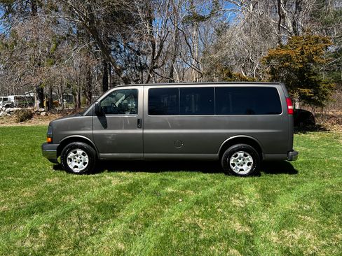 Used 2014 Chevrolet Express 1500 LT w/ LT Preferred Equipment Group image 6