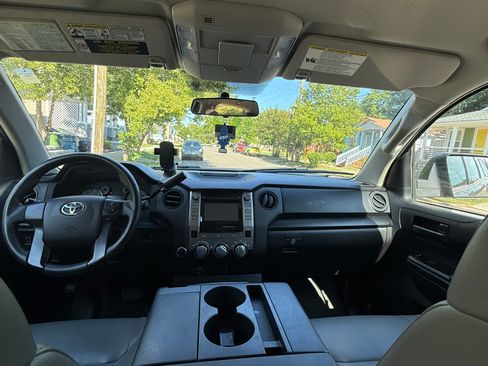Used 2015 Toyota Tundra SR AWD/4WD image 6