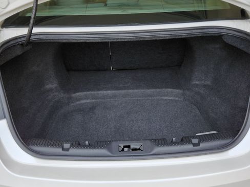 Used 2011 Ford Taurus SEL w/ 201A Rapid Spec Order Code image 6