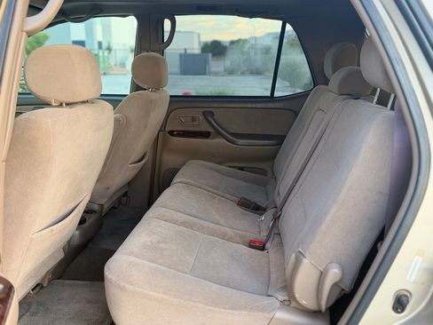 Used 2003 Toyota Sequoia SR5 RWD image 26