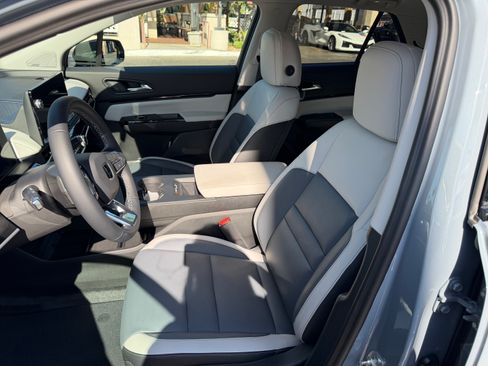 Used 2025 Honda Prologue Touring image 8