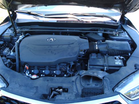 Used 2018 Acura TLX V6 FWD image 16