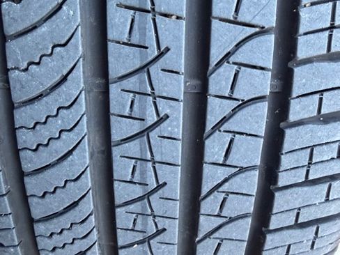 Used 2024 Land Rover Defender 110 X-Dynamic SE image 16