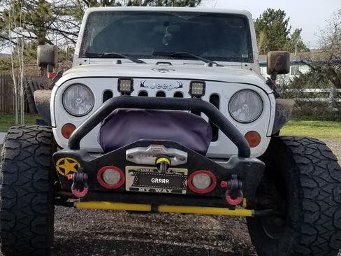 Used 2012 Jeep Wrangler Unlimited Sport w/ Max Tow Pkg image 4