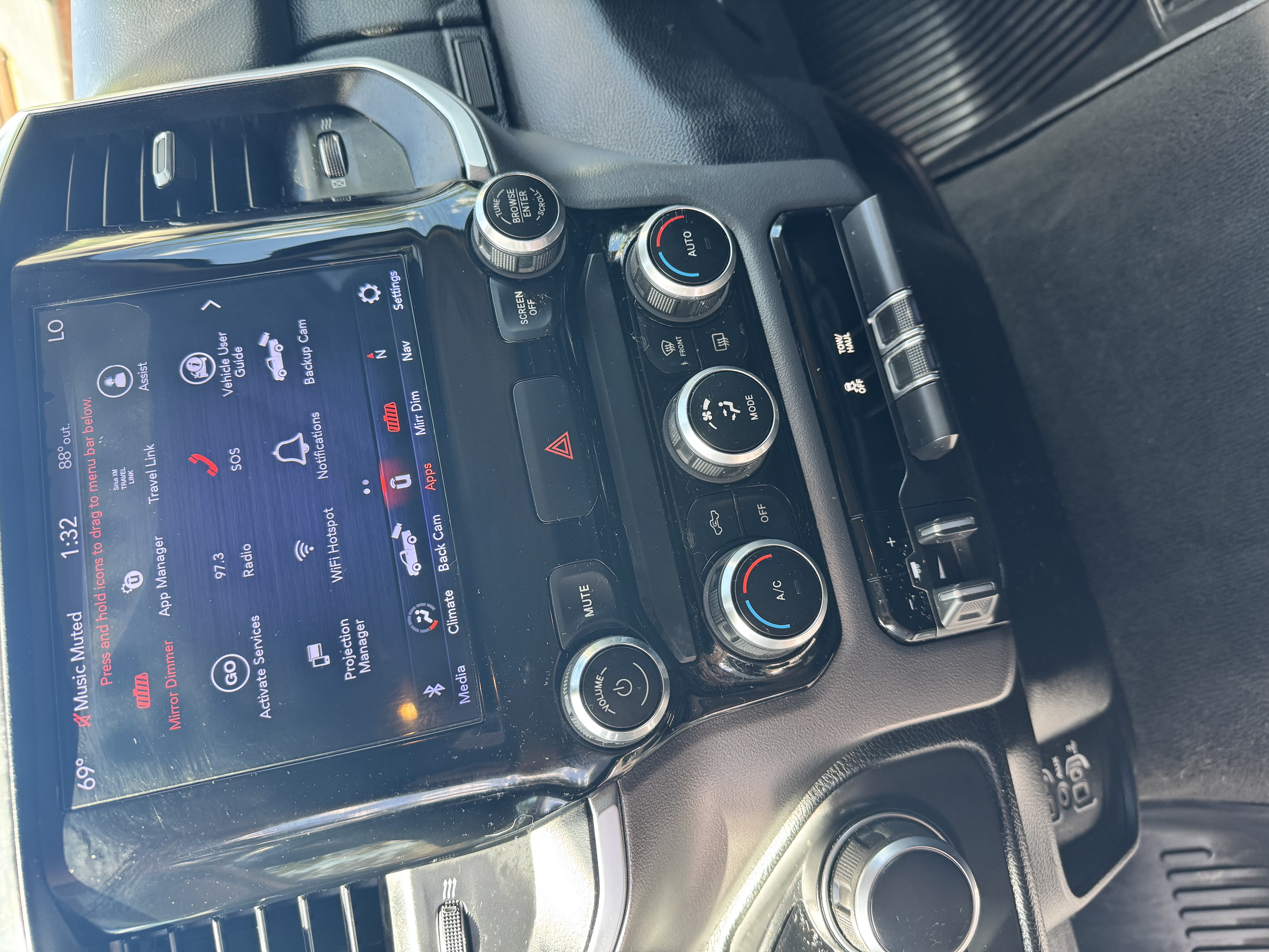 Used 2019 RAM 1500 Big Horn AWD/4WD image 10