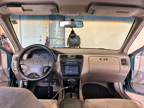 Used 2002 Honda Accord LX image 11