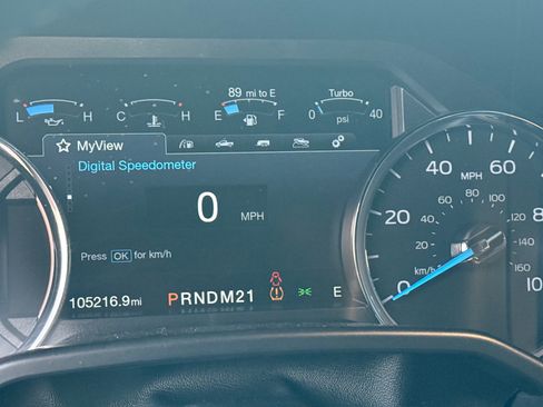 Used 2017 Ford F350 Platinum w/ Platinum Ultimate Package image 9