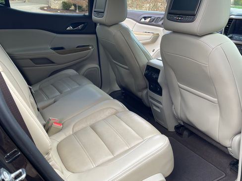 Used 2017 GMC Acadia Denali w/ Technology Package image 22