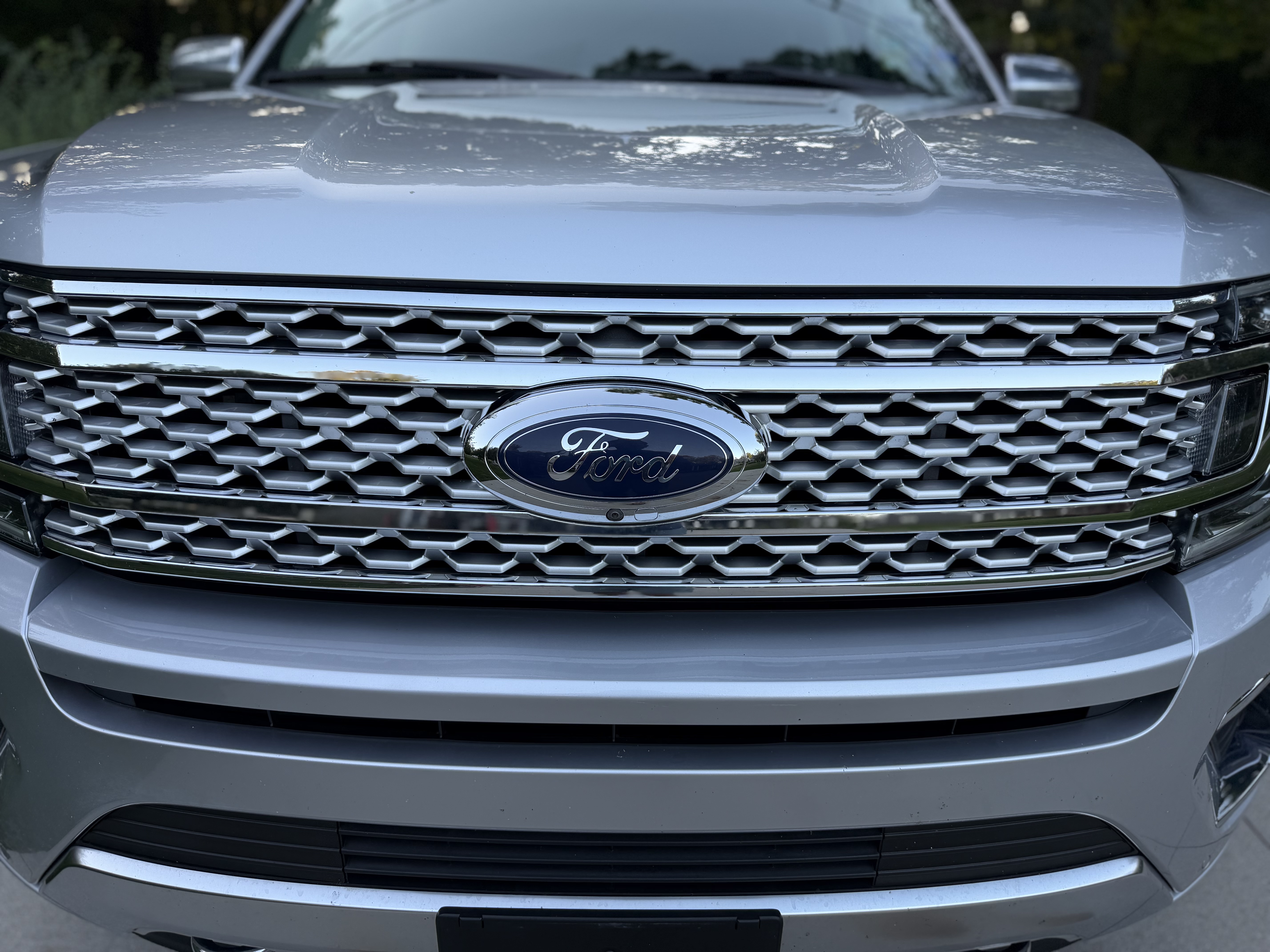 Used 2019 Ford Expedition Max Platinum AWD/4WD image 4