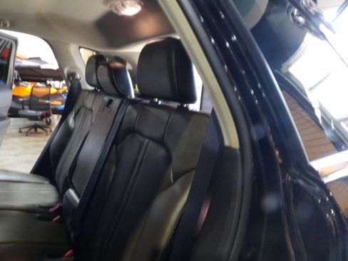 Used 2013 Lincoln MKX FWD image 22