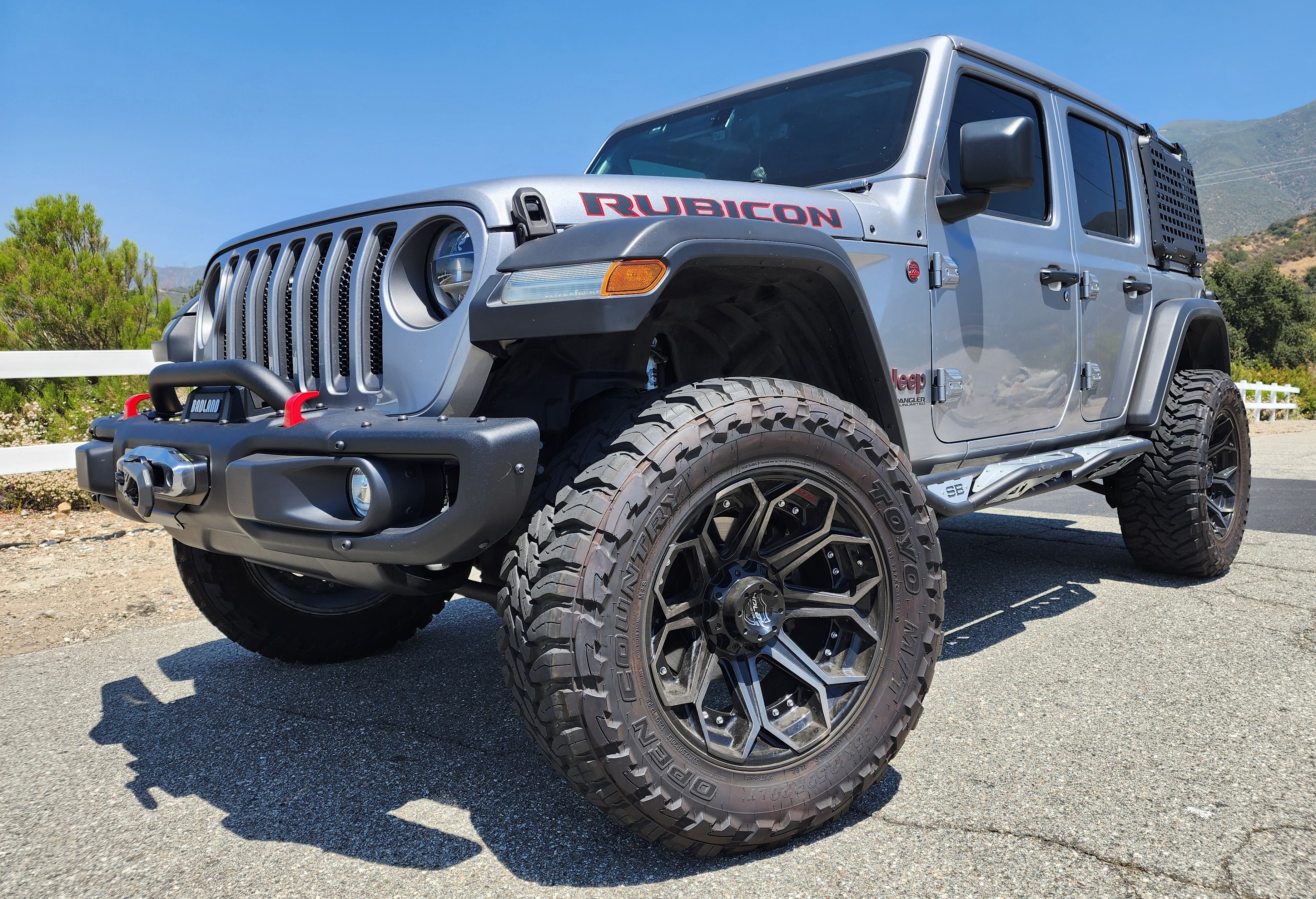 Used 2020 Jeep Wrangler Unlimited Rubicon AWD/4WD image 2