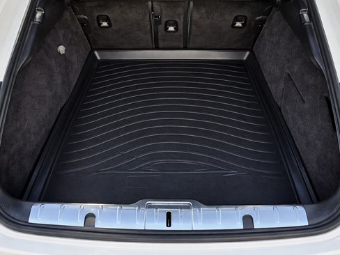 Used 2022 Porsche Panamera 4S image 10