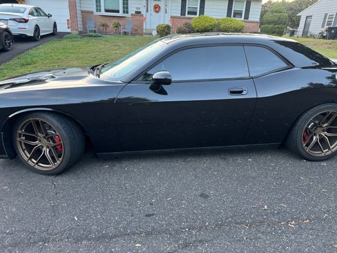 Used 2010 Dodge Challenger SRT8 w/ SRT Option Group II image 12