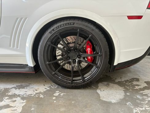 Used 2015 Chevrolet Camaro ZL1 RWD image 9